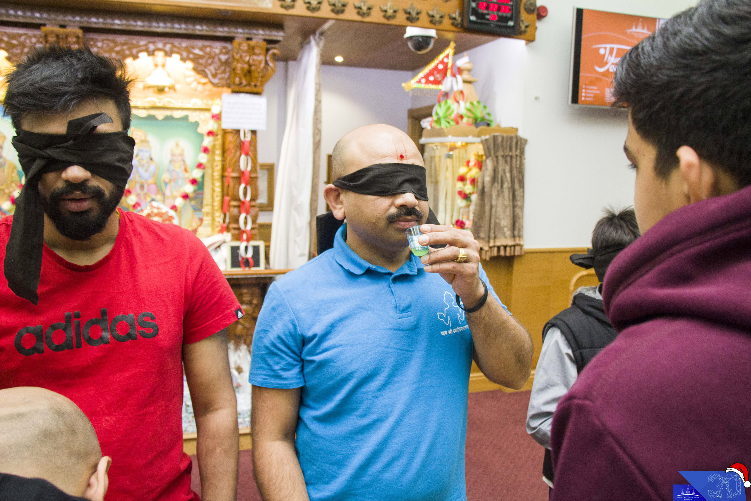 ©1987-2017 SKS Swaminarayan Temple East London